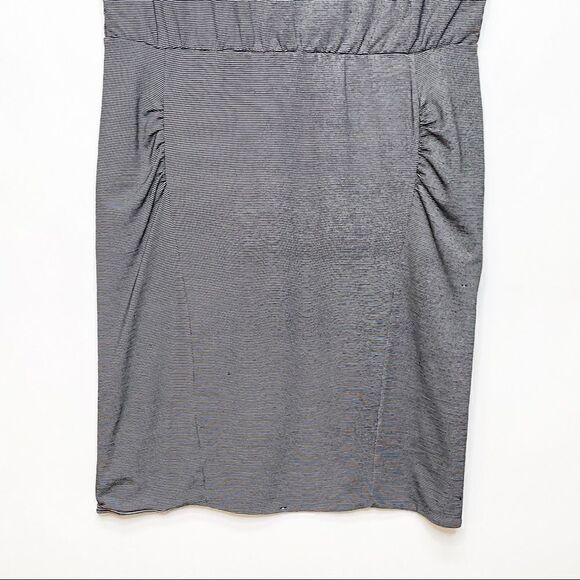 Athleta Westwood Striped Sleeveless Dress Medium - Picture 8 of 11